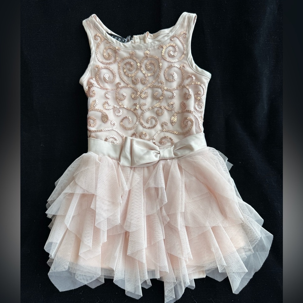 Elegant Pink Tulle Dress with Bow